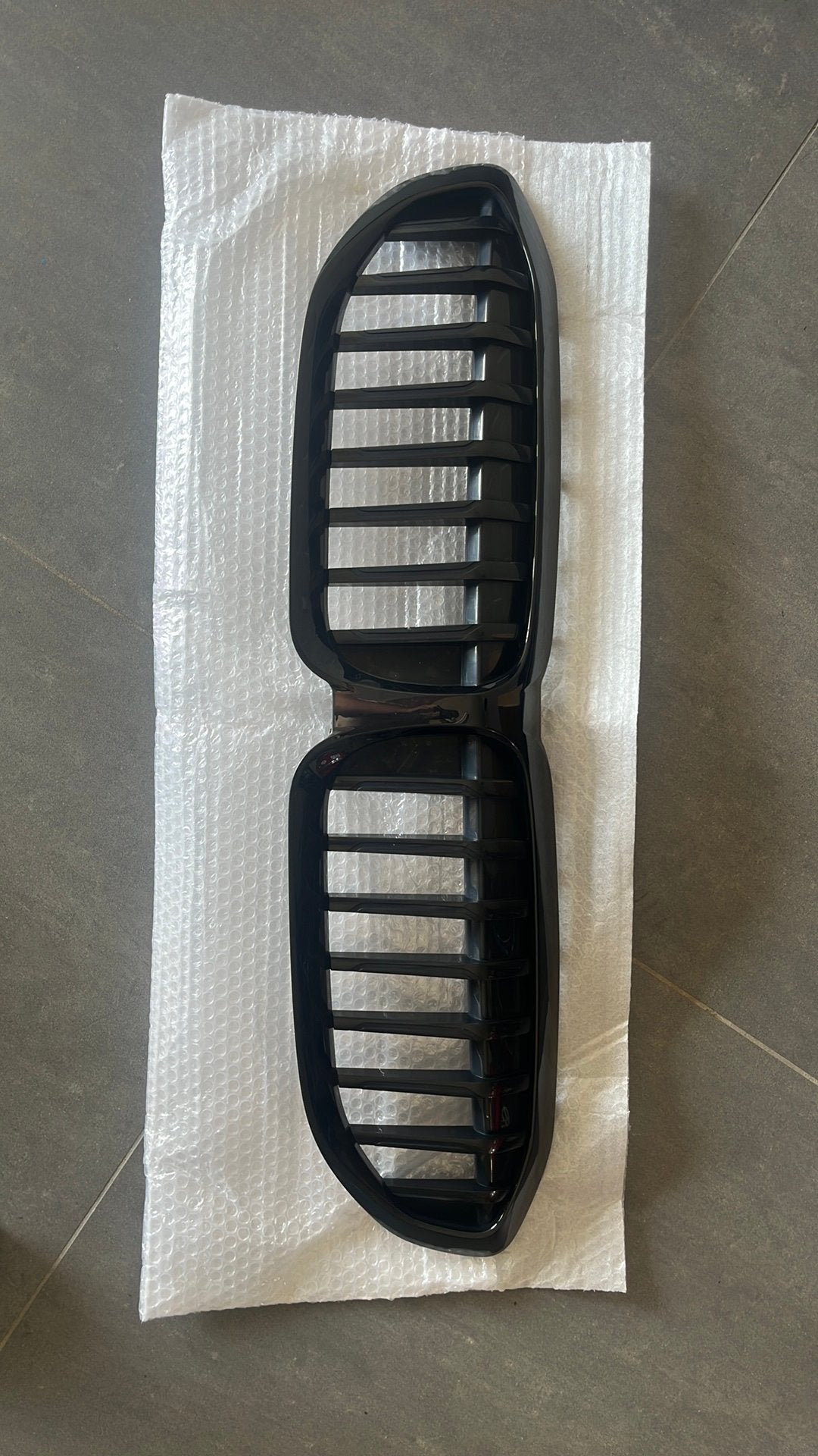 Grill bmw 320, Motos, Pièces | BMW, Utilisé, Enlèvement