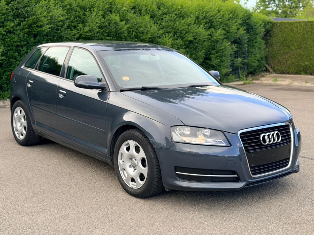 A3 1.6 TDI carpass 5 portes Airco, Cuir, Achat, Entreprise, Entretenue par le concessionnaire