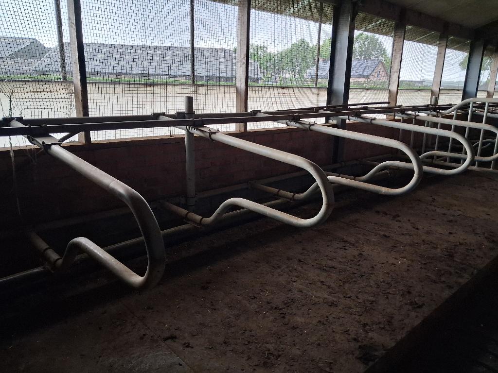 Stalinrichting, ligboxen en prefab boxdekken, Zakelijke goederen, Landbouw | Werktuigen, Veehouderij, Stalinrichting, Ophalen