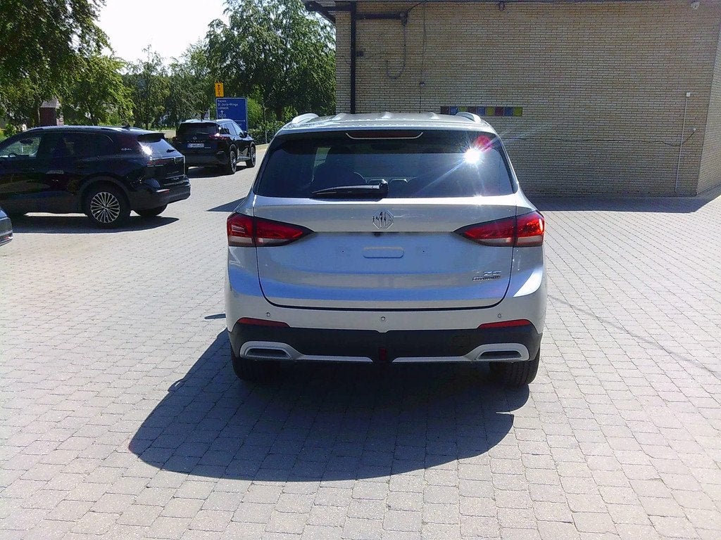 MG ZS luxury 1500 hybrid + (bj 2026, automaat), Auto's, MG, Automaat, 197 pk, 145 kW, Zwart