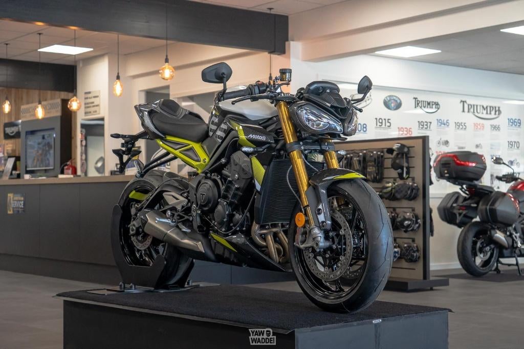 Triumph Street Triple 765 Moto2 Edition, Motoren, Traction Control, Nieuw, Motorrijbewijs A, Bedrijf