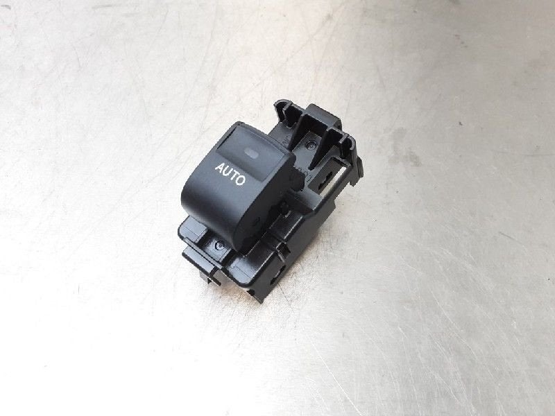COMMUTATEUR VITRES ELECTRIQUES Toyota Auris (E18), Utilisé, Toyota