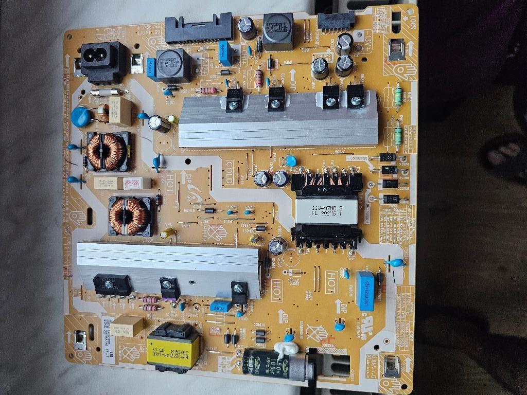Carte d'alimentation TV SAMSUNG (Occasion), Enlèvement, Utilisé, LED, Samsung