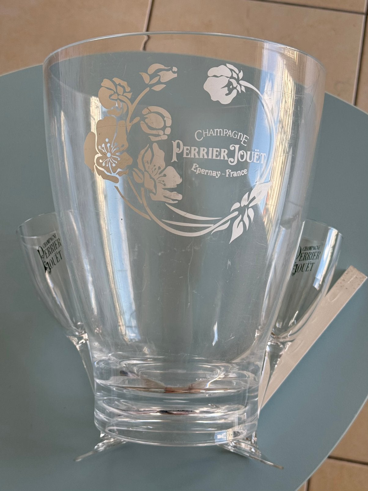 Un sceau Champagne Perrier Jouet et 6 verres très bon état., Ophalen, Zo goed als nieuw, Overige typen