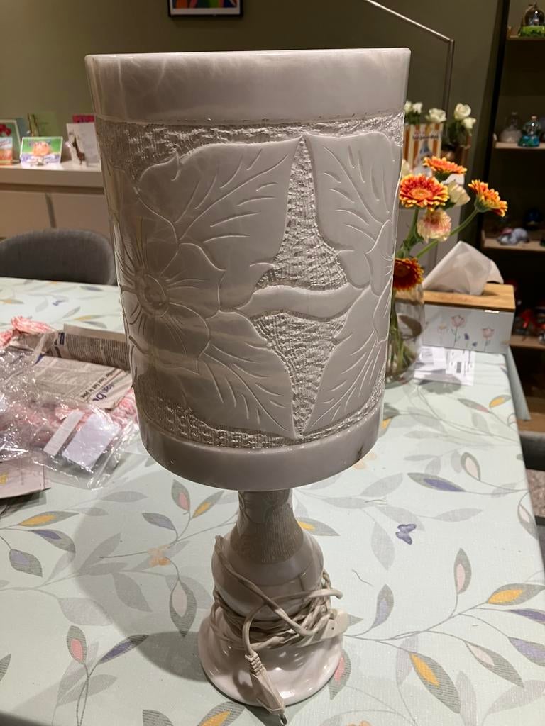 Tafellamp in albast ( albâtre) 50 cm, Ophalen of Verzenden, Zo goed als nieuw