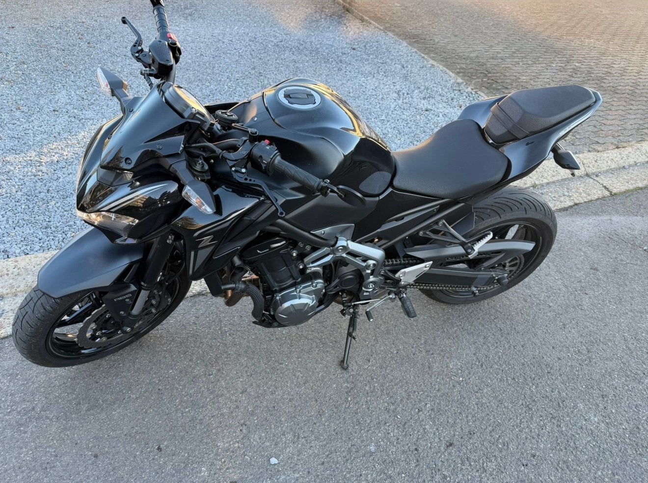 Kawasaki Z900, Enlèvement