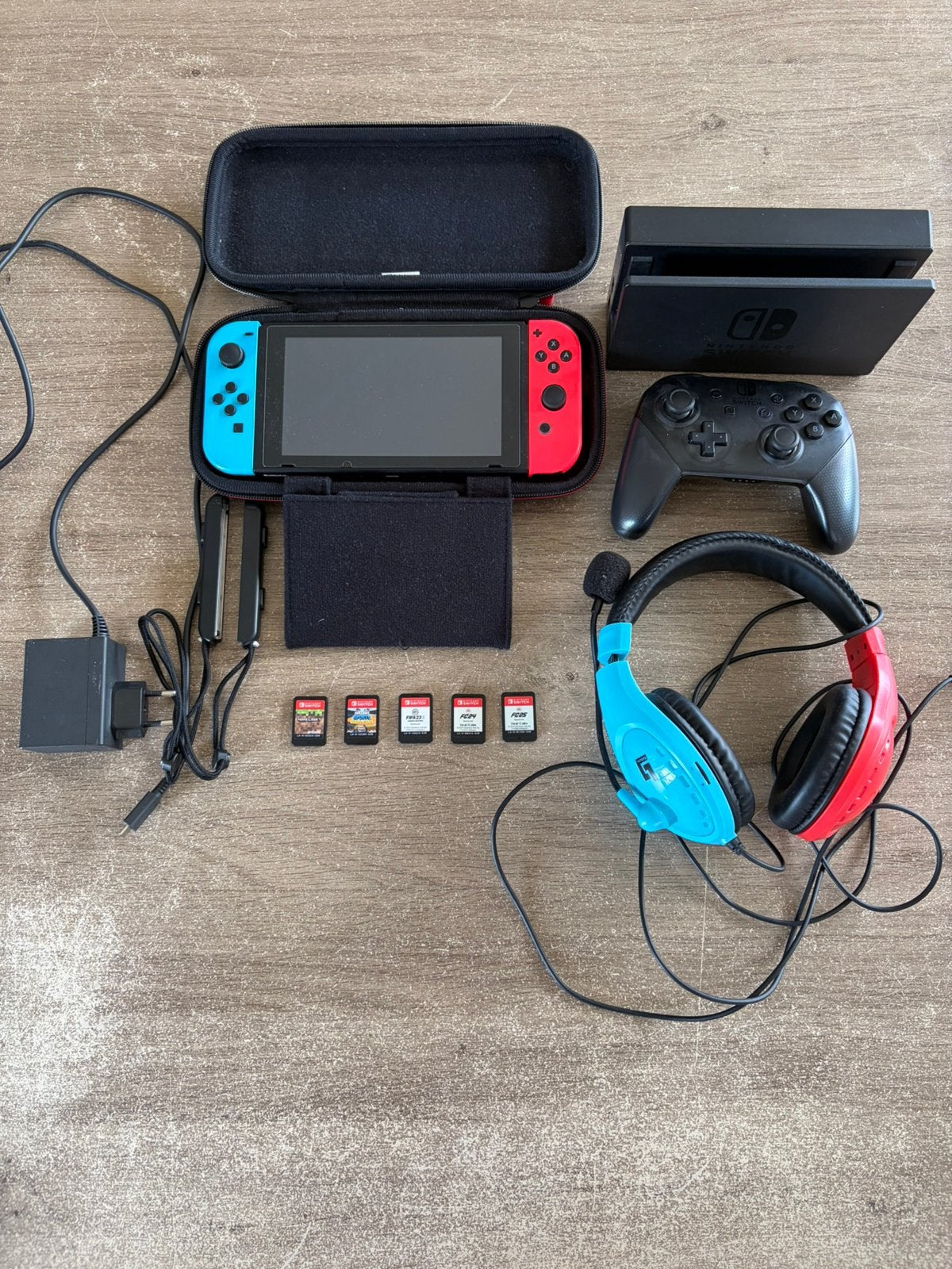 Accessoires et jeux Nintendo Switch +, Switch 2019 Upgrade, Avec 1 manette, Enlèvement, Avec jeux