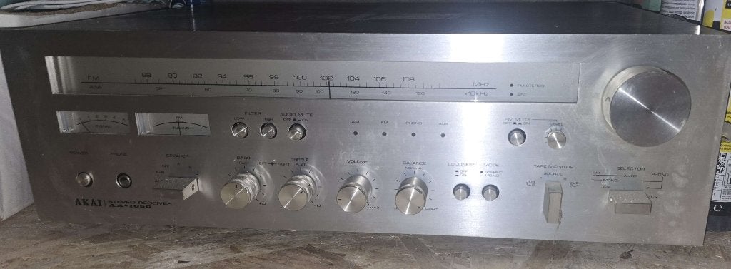 AKAI AA-1050, Enlèvement, Ne fonctionne pas, Autres marques