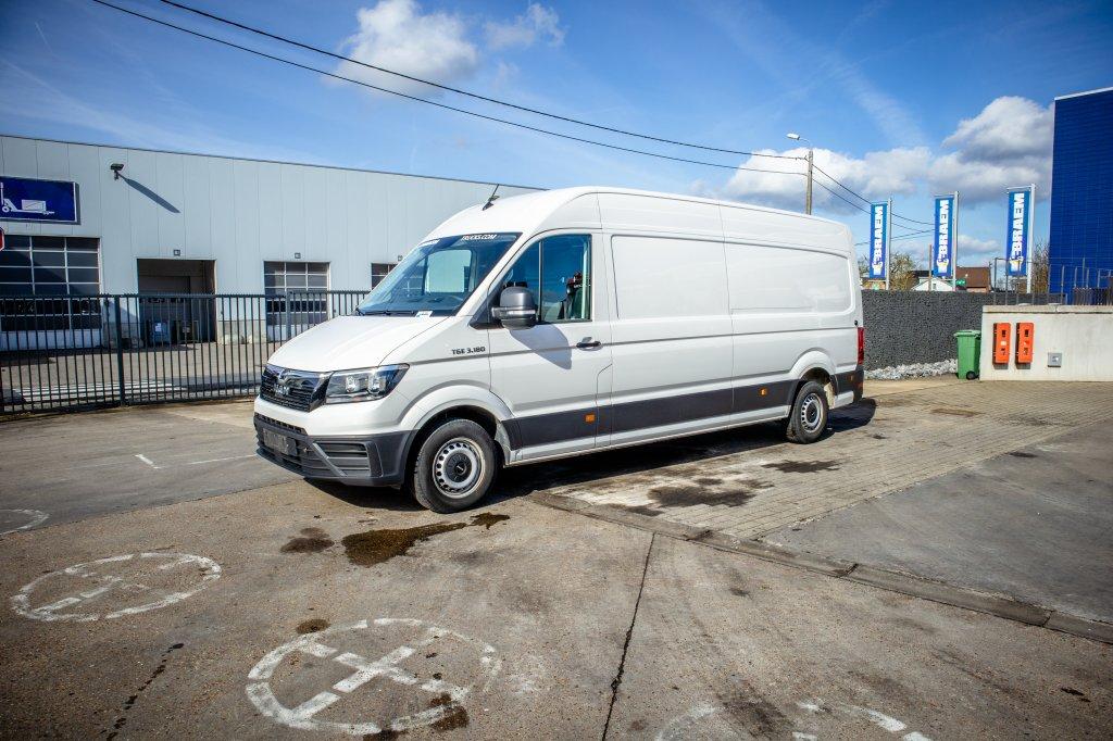 MAN TGE 3.180 (bj 2019), Auto's, Bestelwagens en Lichte vracht, Euro 6, 4 cilinders, 180 pk, Wit
