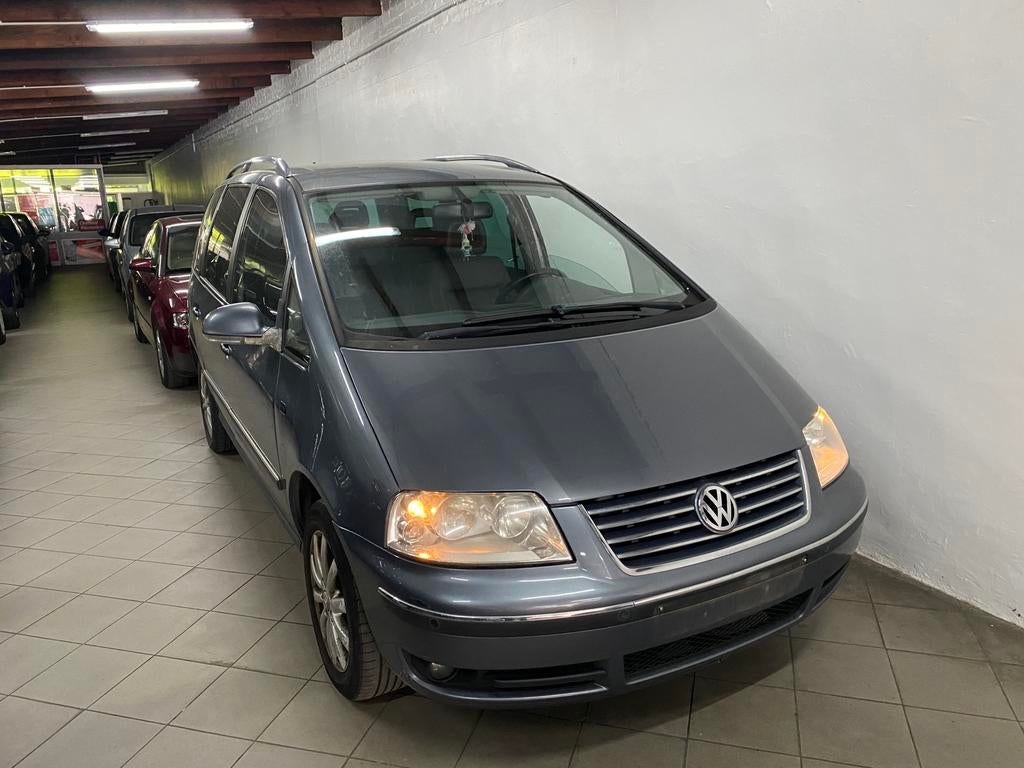 Volkswagen Sharan 1.9 Tdi High Line 7 Pl. Leder Gps, Voorwielaandrijving, Monovolume, 4 cilinders, 7 zetels