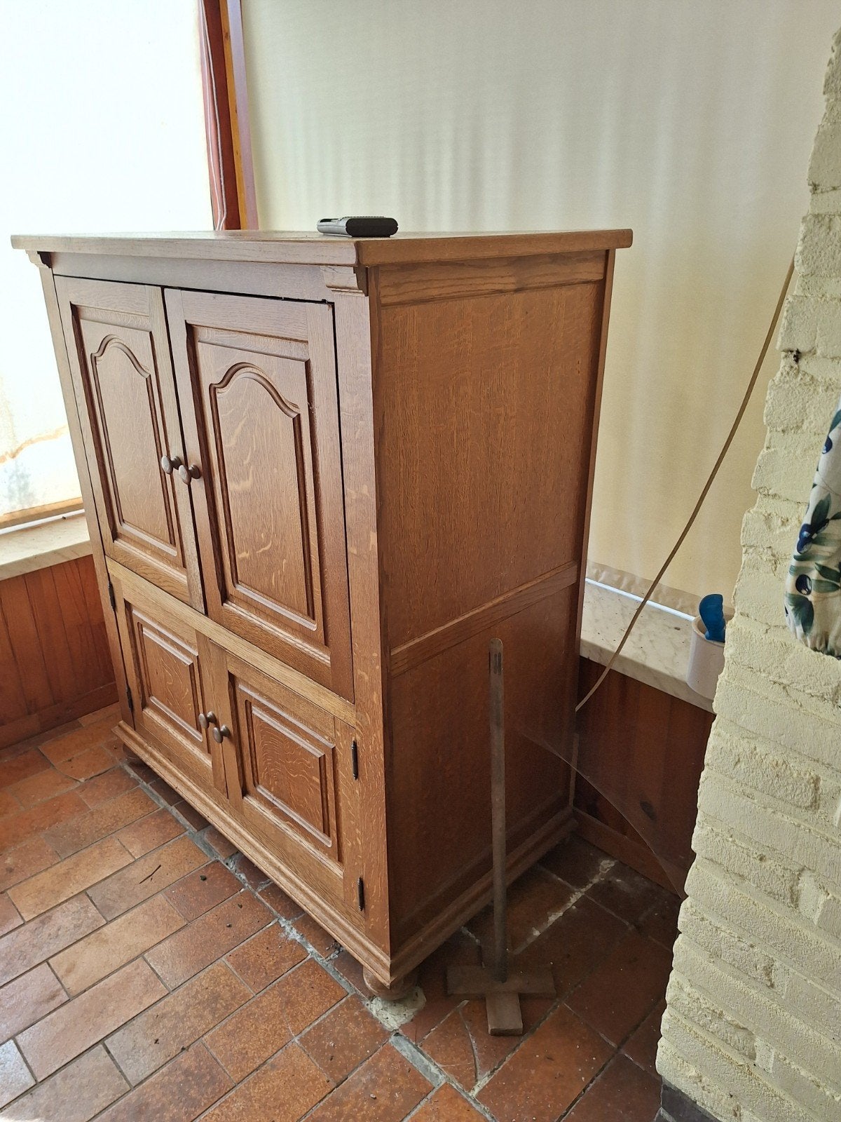 tv kast, Ophalen