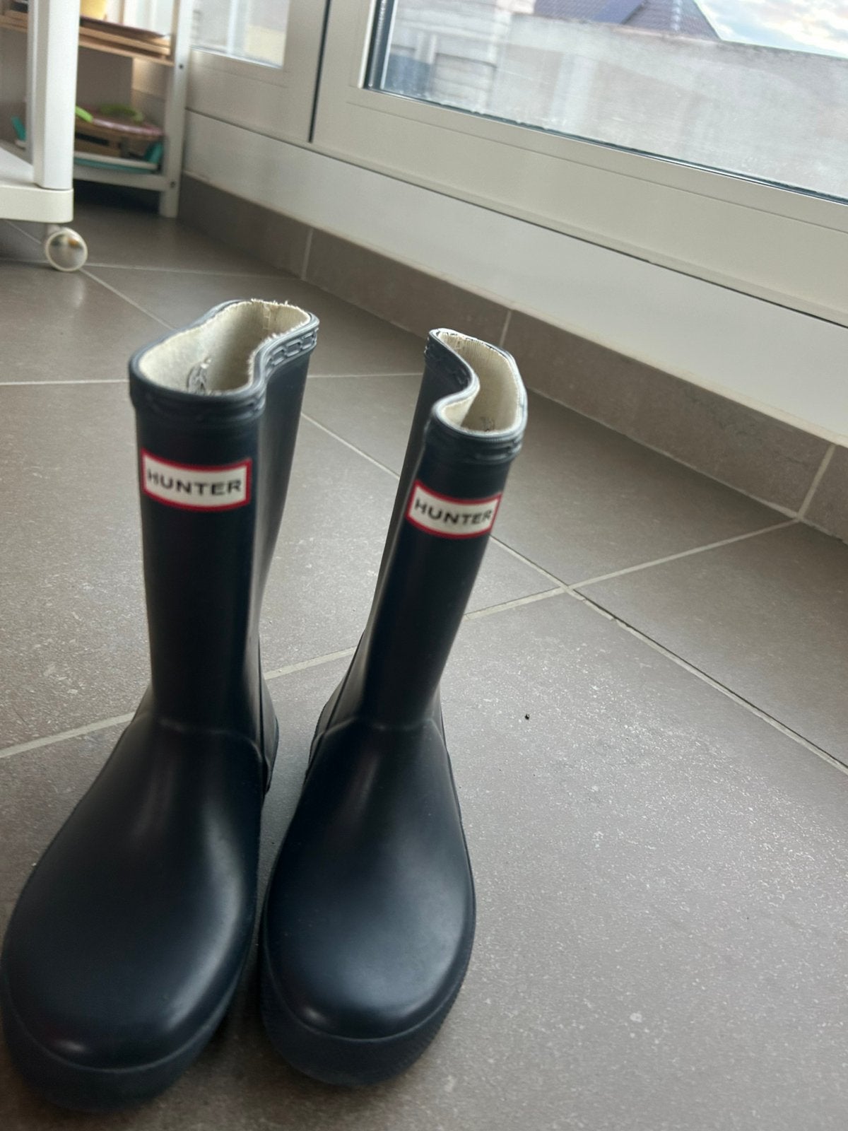 Bottes en caoutchouc blu HUNTER 10 (~27 EU), Enfants & Bébés, Enlèvement, Comme neuf, Bottes