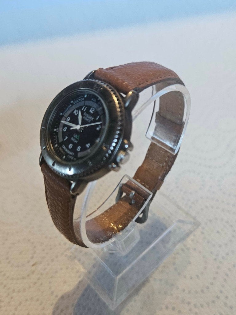 Montre Pulsar Homme V892-0060 Emergency Signal 50M (MW87), Enlèvement ou Envoi