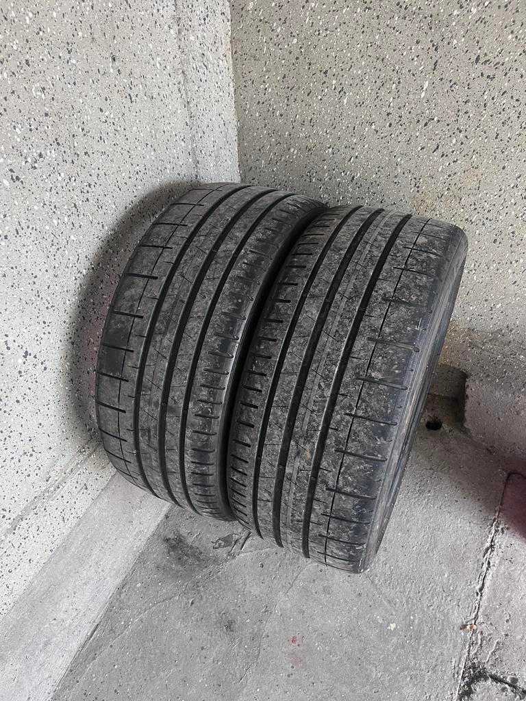 2X band Pirelli P Zero Corsa 235/35 R19 91Y FP Ford Focus ST, Auto-onderdelen, Banden en Velgen, Ophalen, Band(en)
