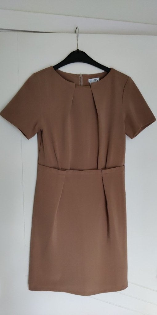 Nieuw kleedje , maat : S.Merk : Kling., Kleding | Dames, Kling, Bruin, Nieuw, Ophalen of Verzenden