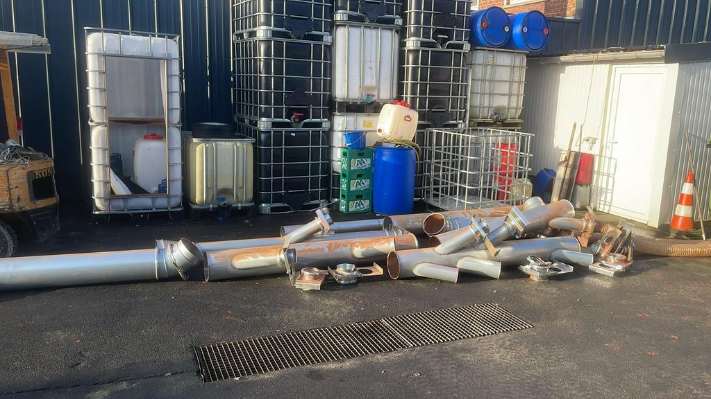 Tuyaux galvanisés pour l'extraction de la poussière, Enlèvement, Comme neuf