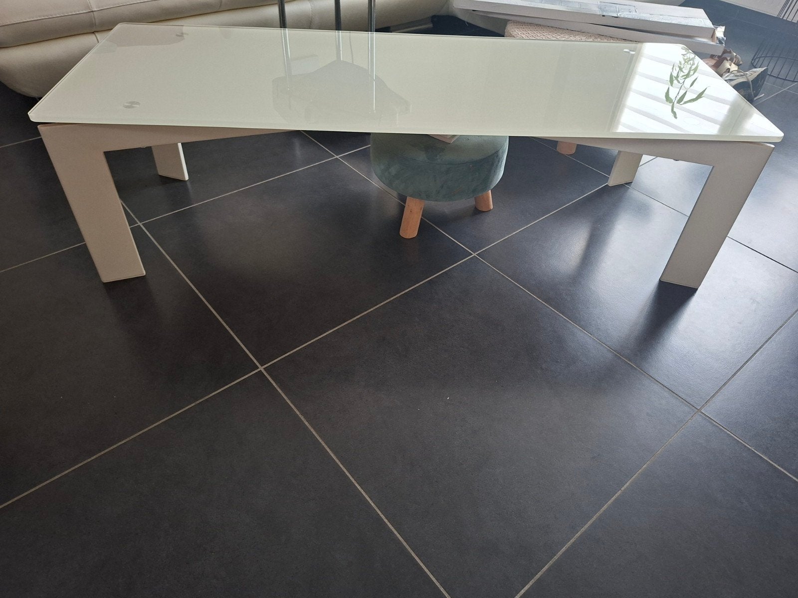table blanche en verre, Maison & Meubles, 100 à 150 cm, Verre, Enlèvement, Utilisé