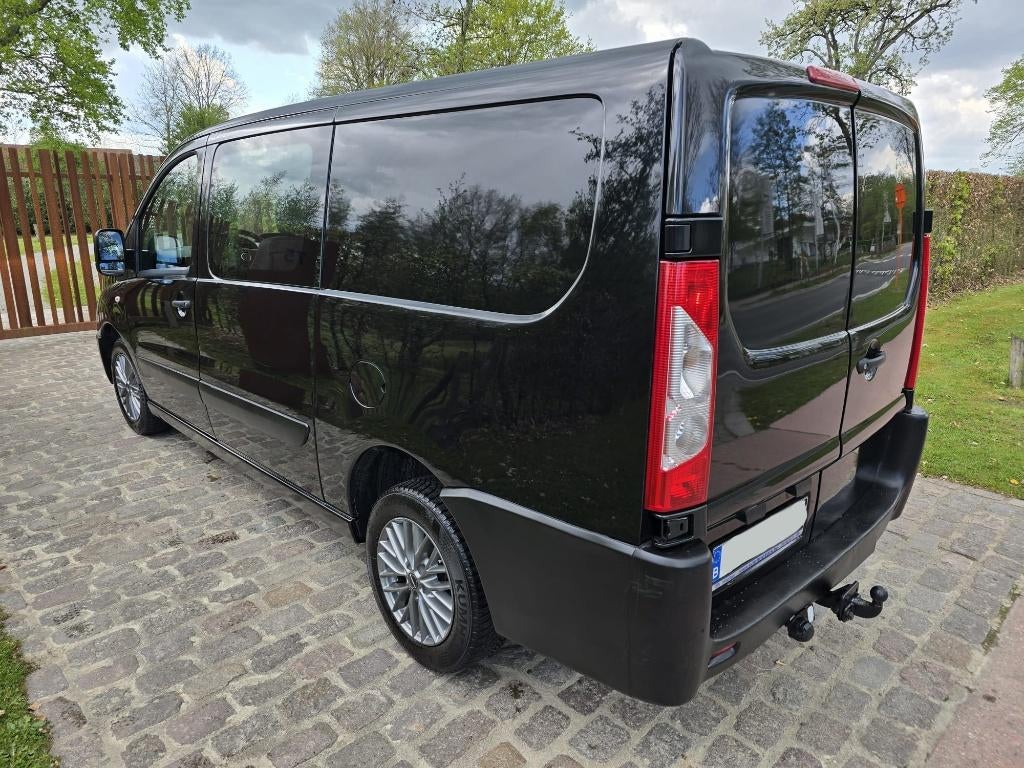 Fiat Scudo 2.0 JTD Multijet lichte vr. / 117.529 km / 6 ztpl, Auto's, Euro 5, Stof, Zwart, 4 cilinders