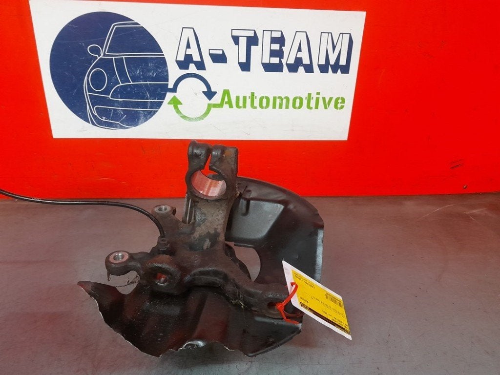 FUSEE AVANT DROITE BMW 3 serie Compact (E46 / 5), Utilisé, BMW, Petuelring 130
80809  München, DE, Bayerische Motoren Werke AG