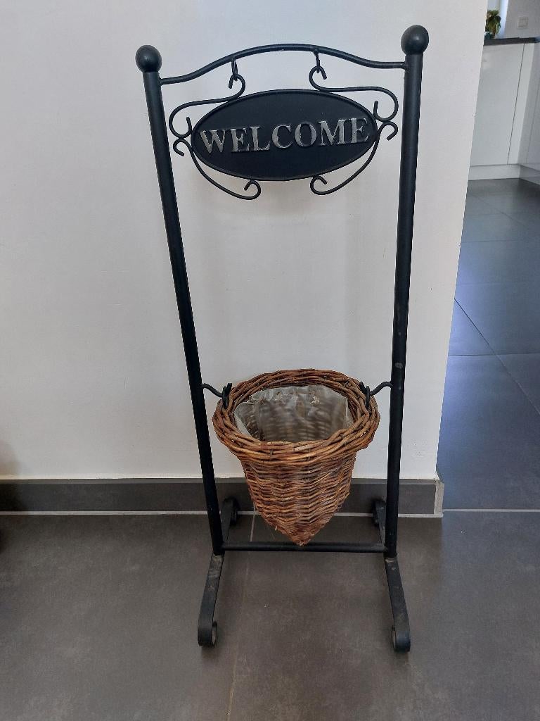 Staander plantpot/ welcome, Tuin en Terras, Ophalen, Gebruikt, Minder dan 25 cm, Balkon