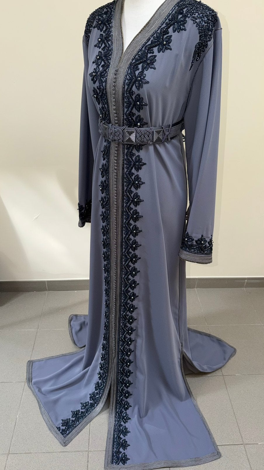 Takchita grise marocaine, Neuf, Autres types, Enlèvement, Taille 46/48 (XL) ou plus grande