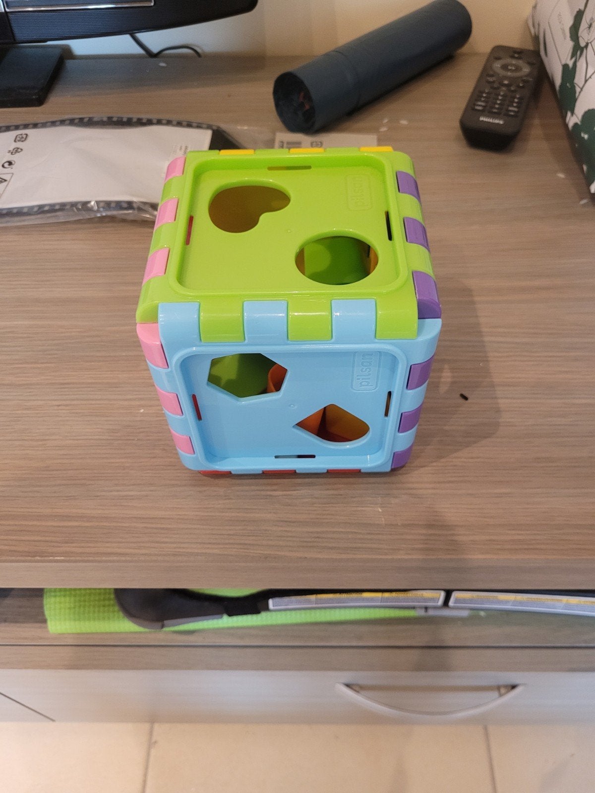 Allerlei babyspeelgoed, Ophalen