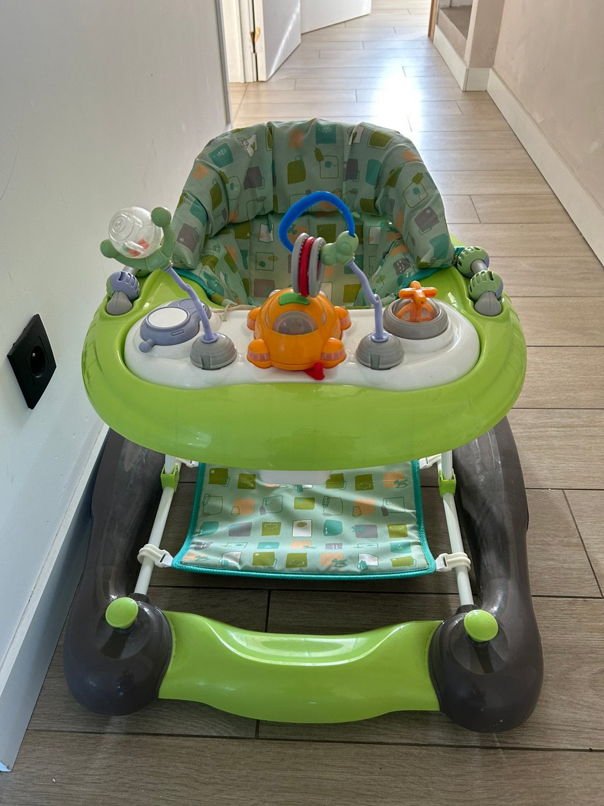 Chariot à boucles pour bébé, Enlèvement, Utilisé