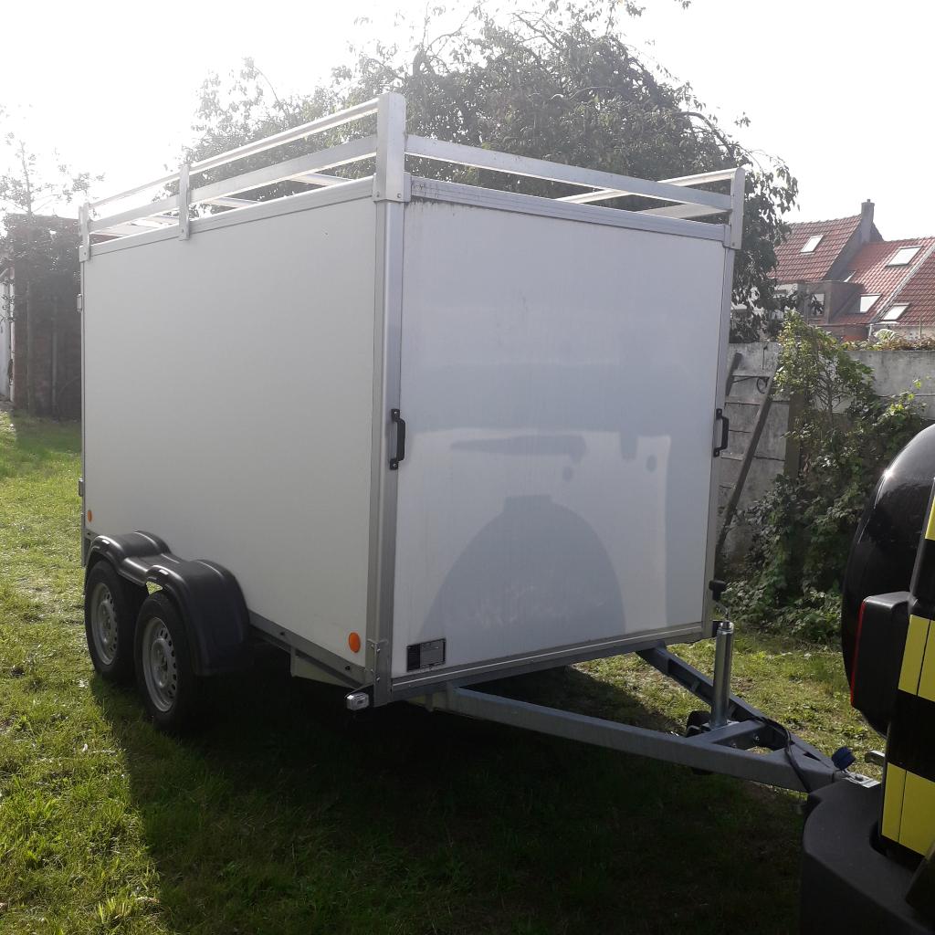 gesloten aanhangwagen, Enlèvement