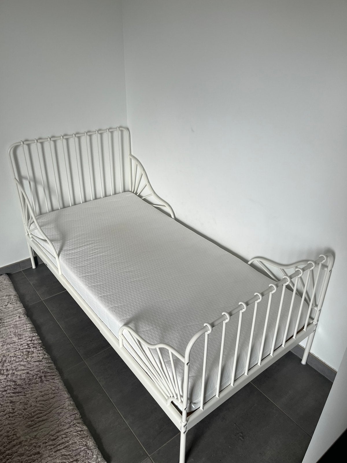 Mooi kinderbed in goede staat. Afmetingen 1m65 x 80cm, 70 tot 85 cm, Zo goed als nieuw, 160 tot 180 cm, Ophalen