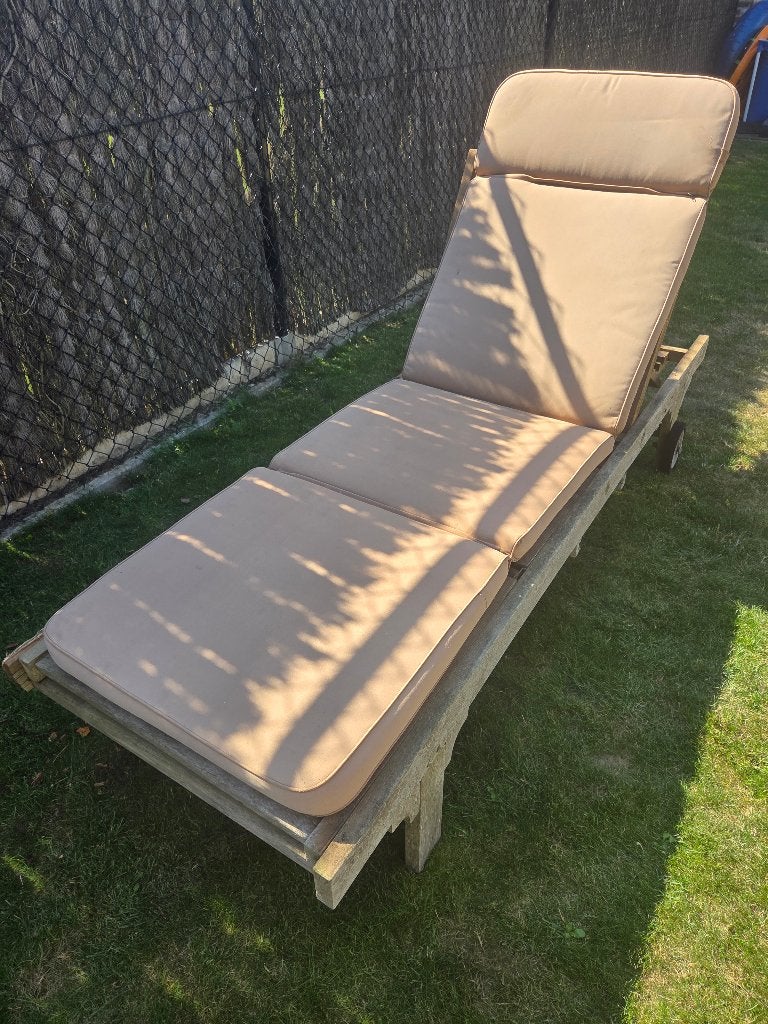 Teak zonnebed/ligbed met kussen, Ophalen, Gebruikt, Teakhout, Verstelbaar