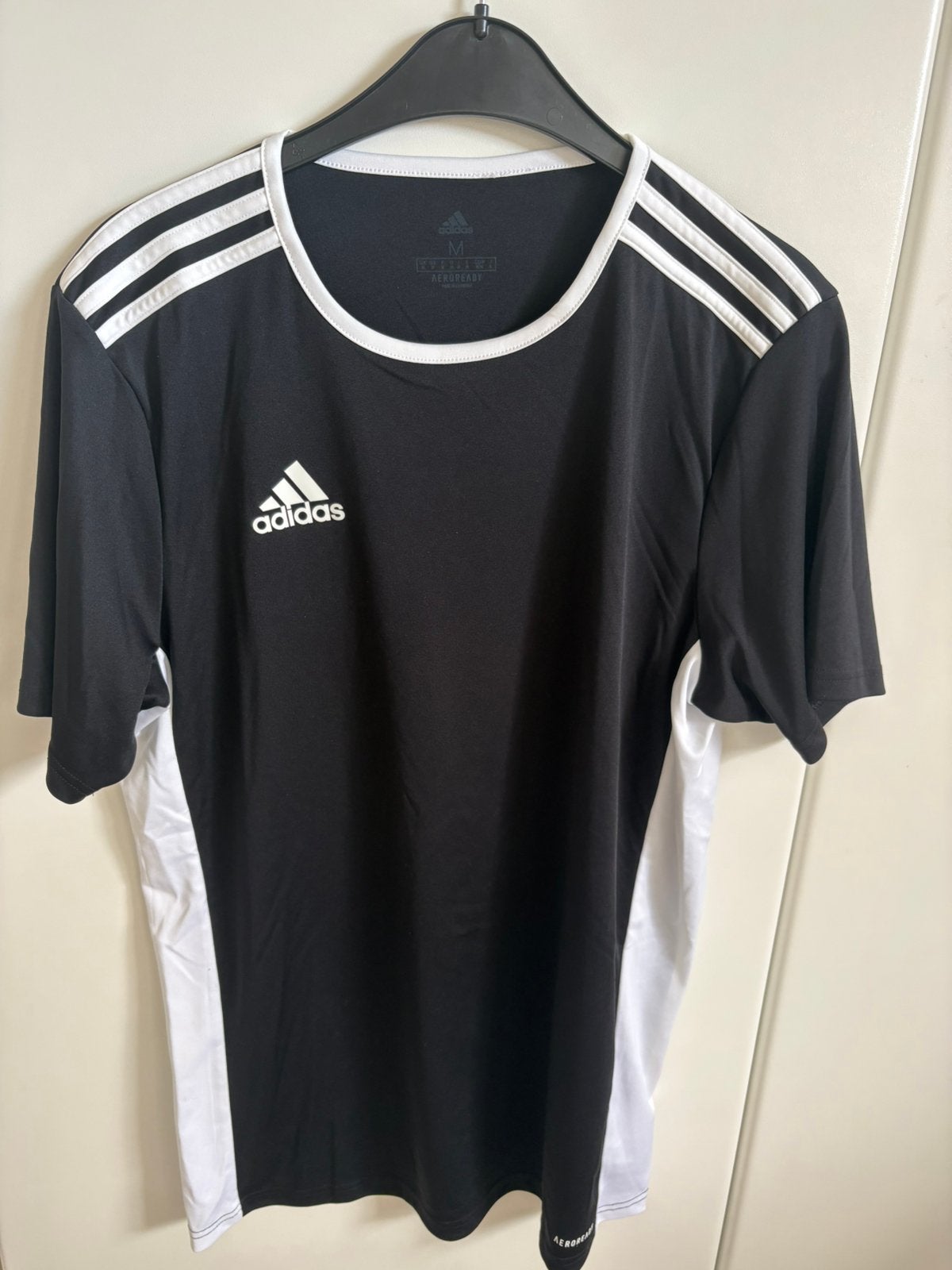 Adidas zwarte voetbal shirt, mt M, mooie staat, Kleding | Heren, Maat 48/50 (M), Zwart, Ophalen of Verzenden, Zo goed als nieuw