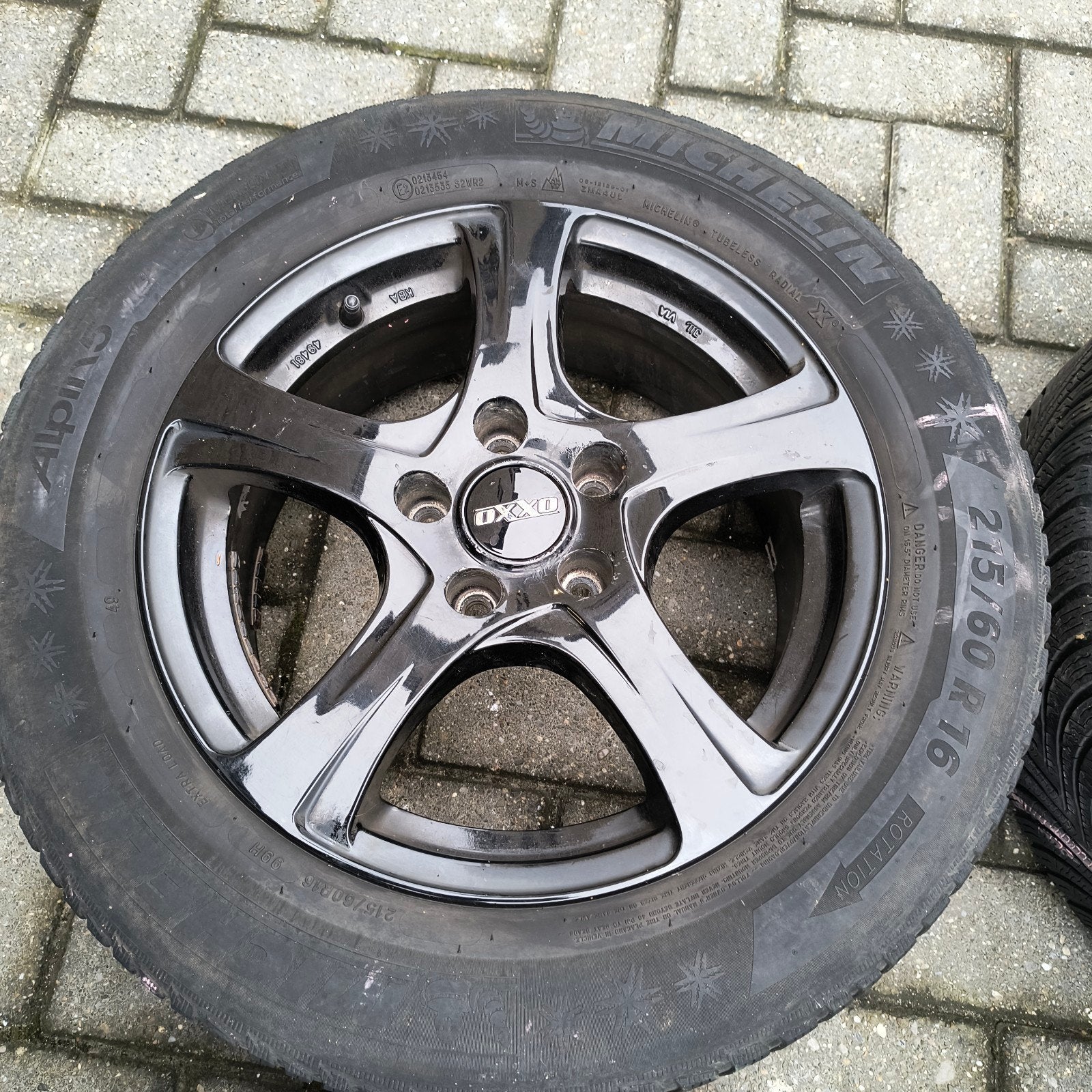 Zwarte velgen, OXXO aluminium velgen, Ophalen