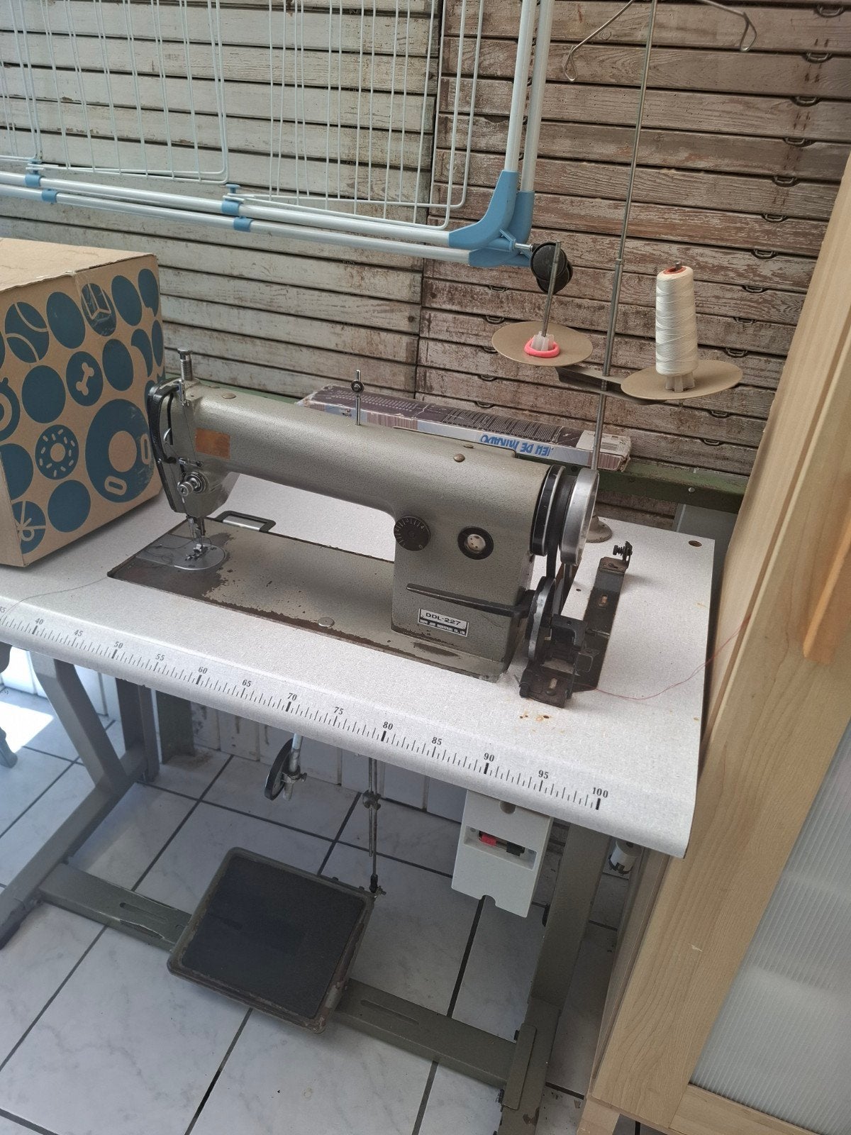 naaimachine te koop!, Hobby en Vrije tijd, Naaimachines en Toebehoren, Ophalen, Zo goed als nieuw, Naaimachine, Industrieel