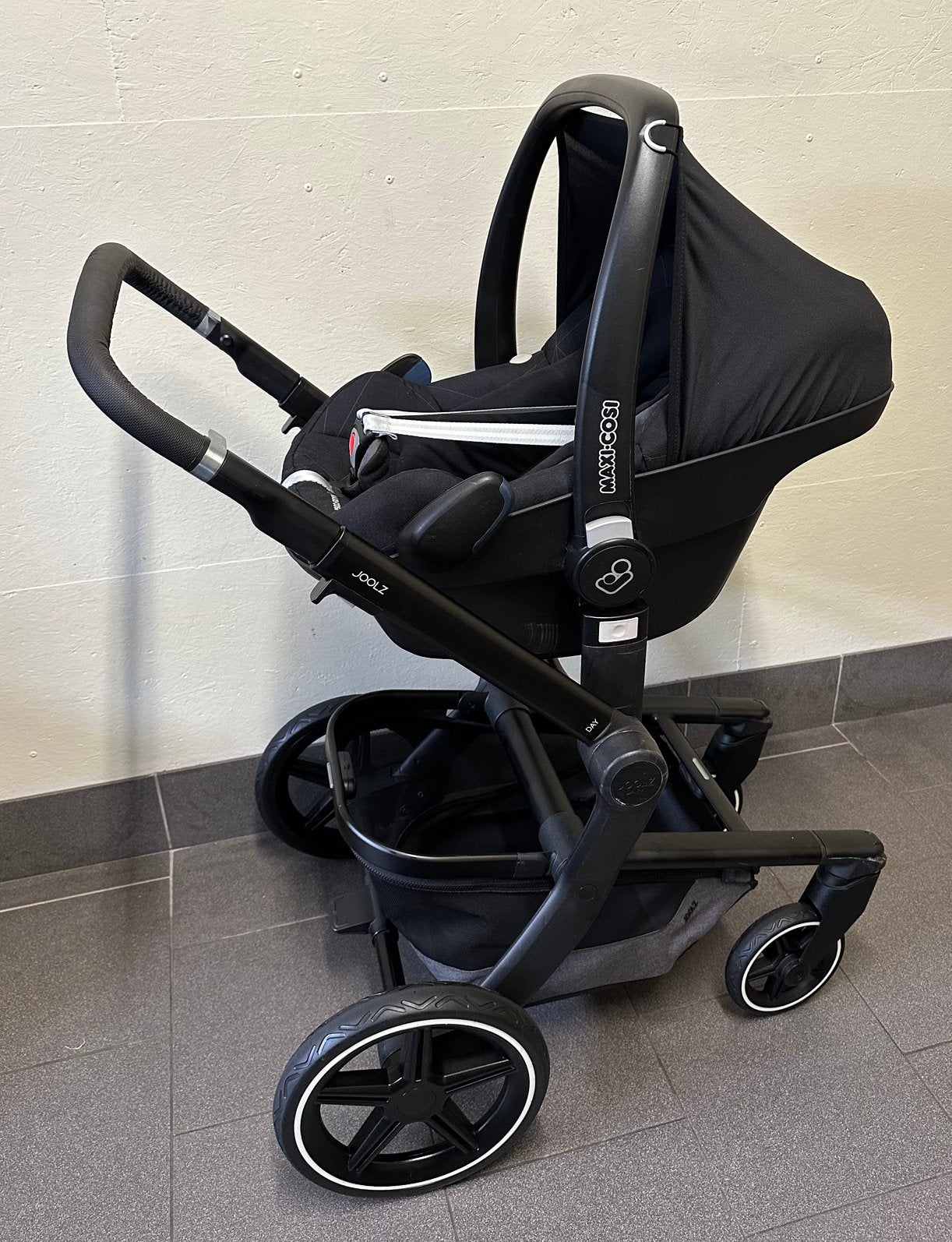Joolz Day+ Awesome Grey 3 in 1 - COMPLEET, Kinderen en Baby's, Buggy's, Ophalen, Zo goed als nieuw, Maxi-Cosi