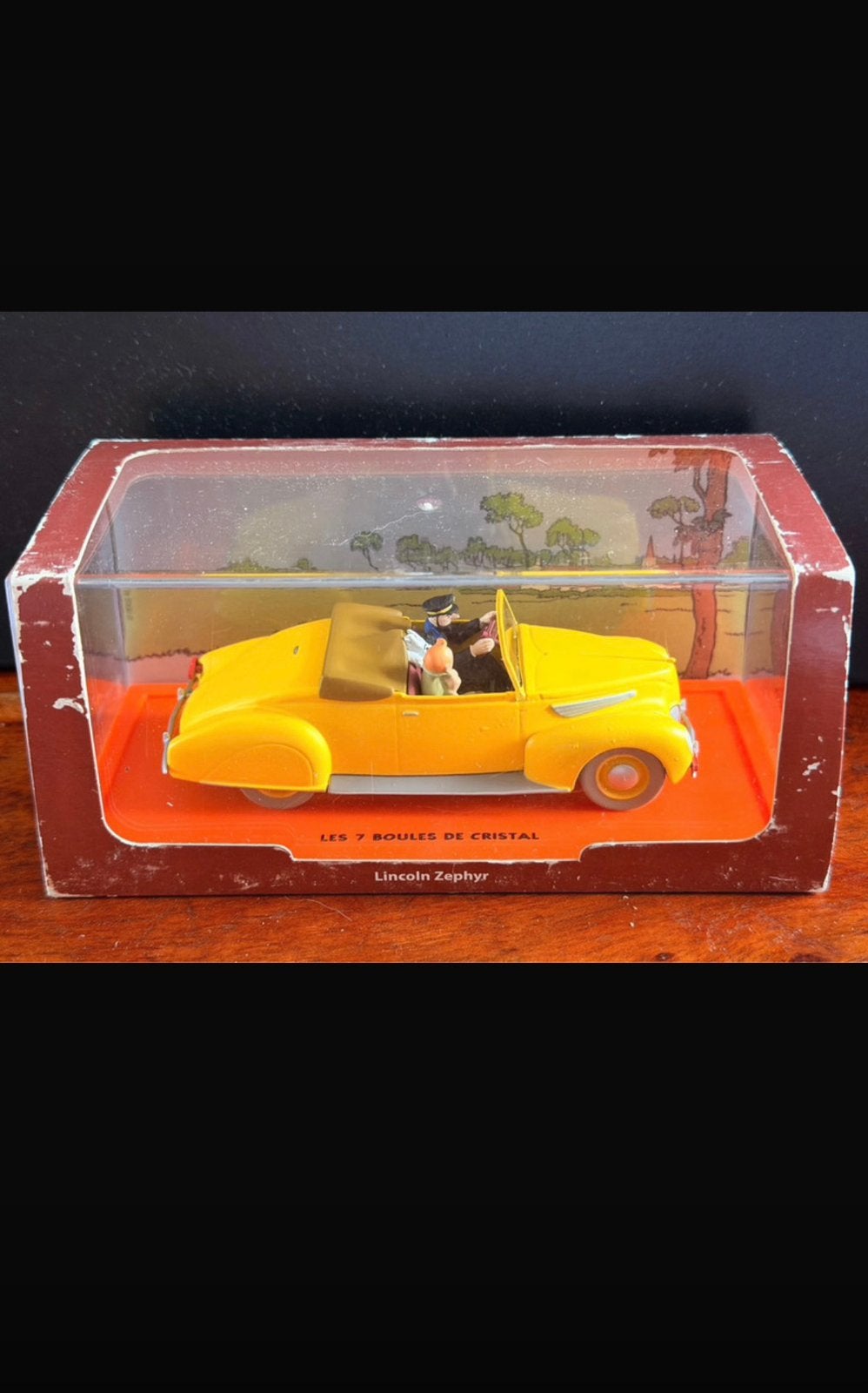 Tintin Lincoln Zephyr 1938 - Les 7 Boules de Cristal -, Hobby & Loisirs créatifs, Voitures miniatures | 1:24, Comme neuf, Voiture