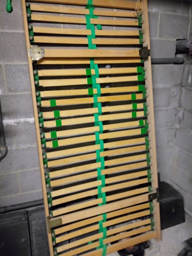 2 lattenbodems 90 x 200 inclusief pootjes, Ophalen, Gebruikt, 90 cm, Eenpersoons