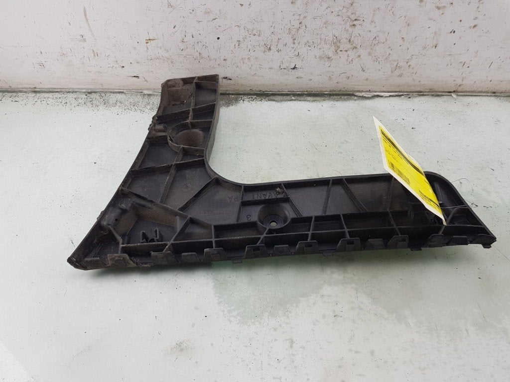 SUPPORT PARE-CHOCS ARRIÈRE DROIT Audi A6 Avant (C7), Dhr. J. Ham, Administratie@autoham.nl, Audi, Utilisé