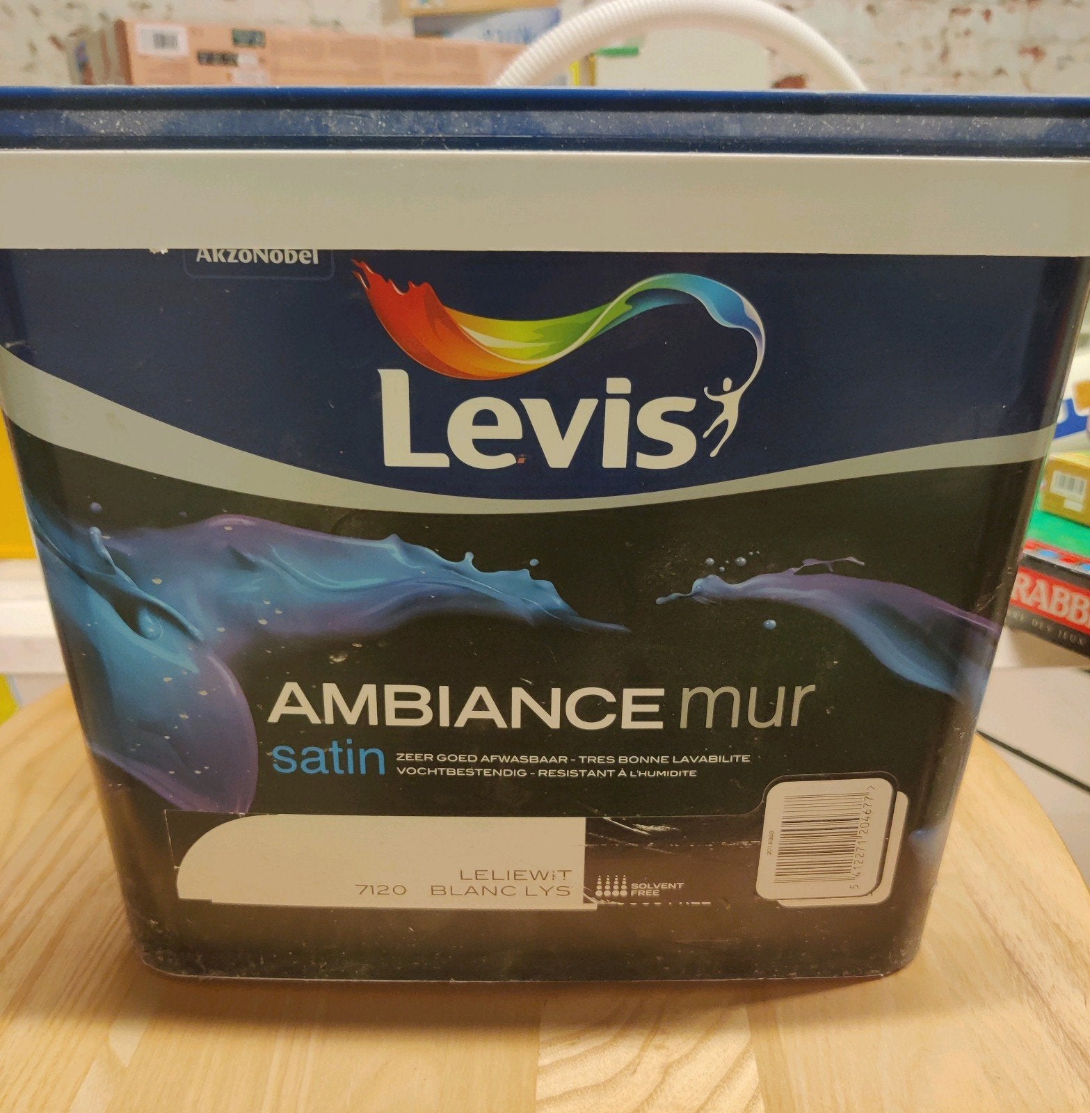 peinture levis blanc lys 7120, Bricolage & Construction, Neuf, Enlèvement, Peinture, 5 à 10 litres