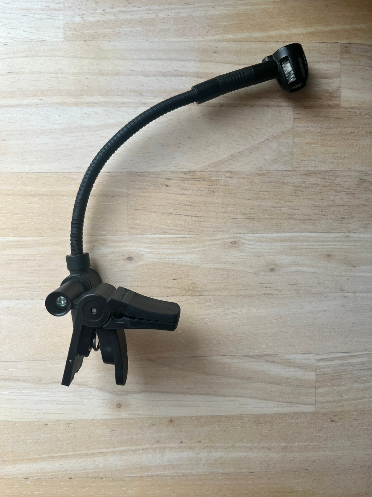 Akg C519 clip on mic, Enlèvement, Comme neuf