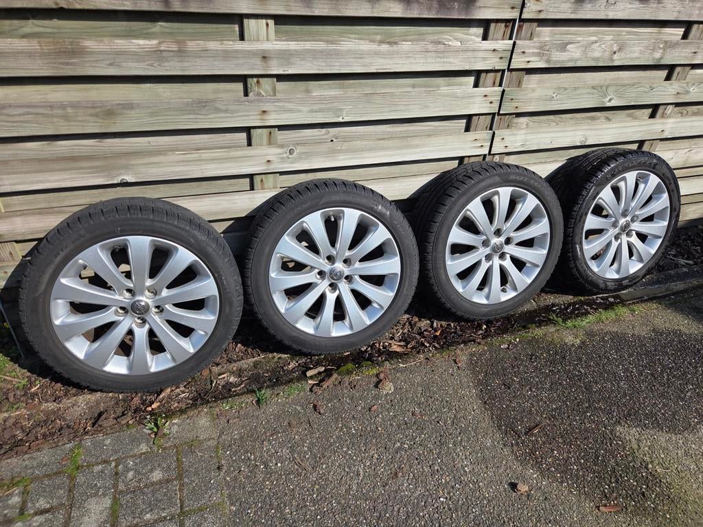 Pneus d'hiver sur jantes en alliage Opel de 17 pouces, Autos : Pièces & Accessoires, Enlèvement
