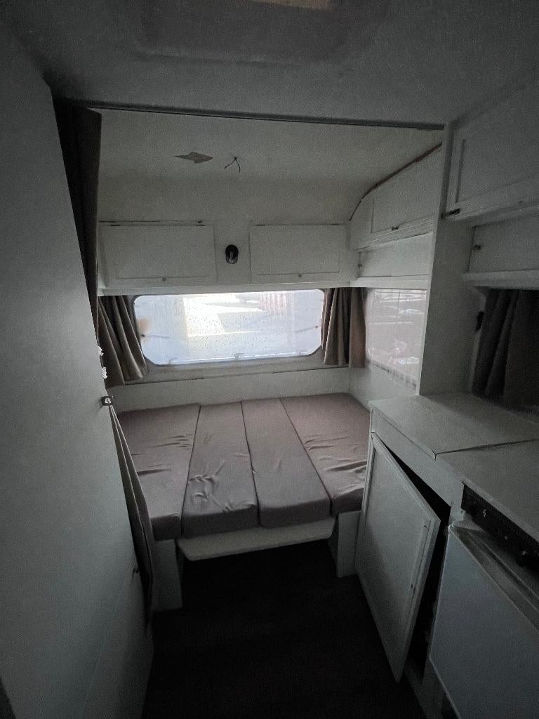 CARAVAN WILK TE KOOP - MOET SNEL WEG, Caravans en Kamperen, Tot en met 3, Wilk, Tot 500 kg, Particulier