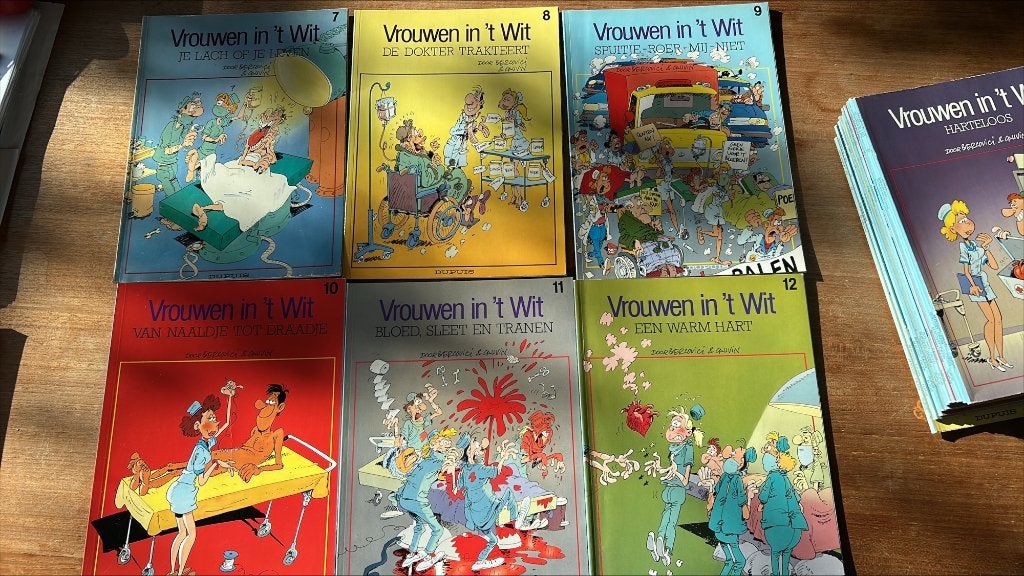 24 strips vrouwen in ’t wit, Boeken, Meerdere stripboeken, Ophalen of Verzenden, Gelezen