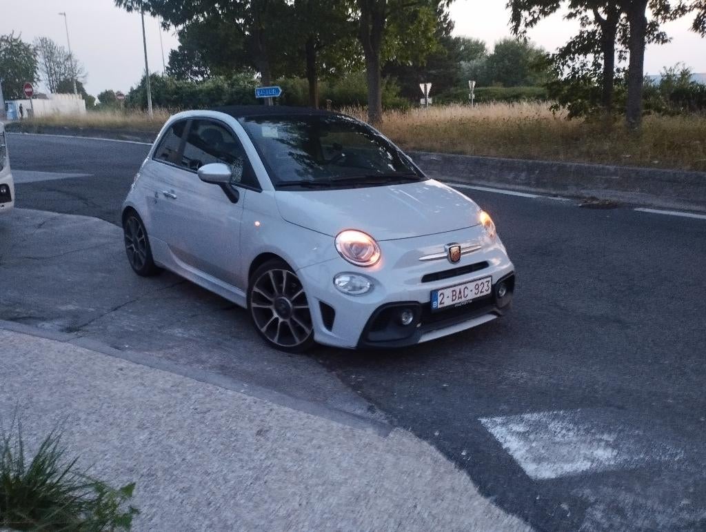 Abarth 595c Grigio Campovolo, Autos, Cuir, Argent ou Gris, Achat, Euro 6
