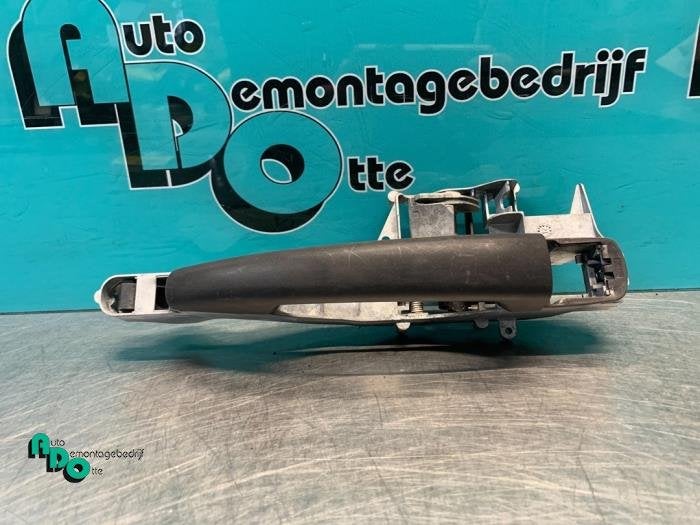 Poignée portière 2portes gauche d'un Peugeot Partner (Part, -, 3 mois de garantie, Utilisé, -