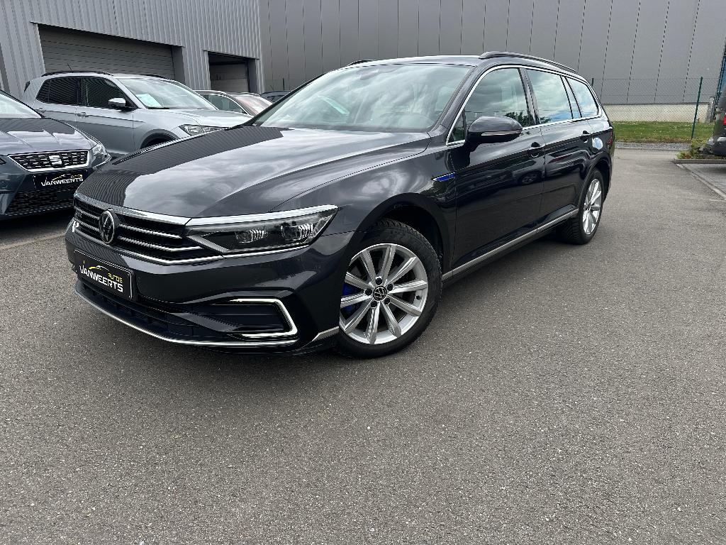 Vw Passat Variant GTE, plug-in hybride. LEDER/ CARPLAY/ LED, Auto's, Volkswagen, Bedrijf, Te koop, Passat, ABS, Achteruitrijcamera