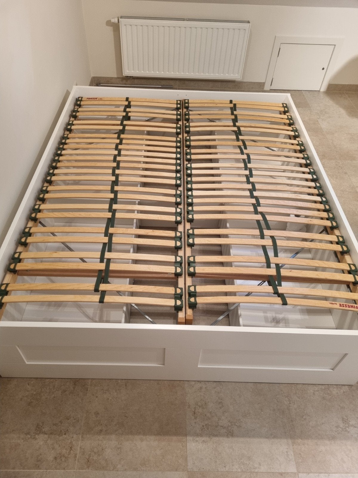 2 persoons bed met latten bodem, Ophalen, Wit, Tweepersoons, 180 cm