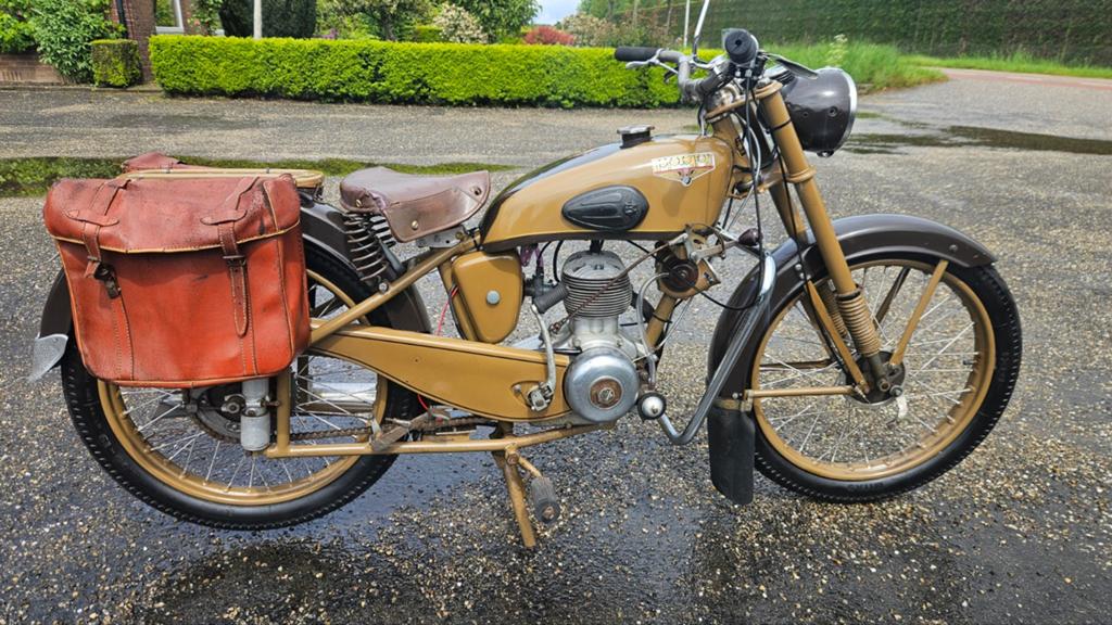 Motoconfort 125 4t 1953, Motos