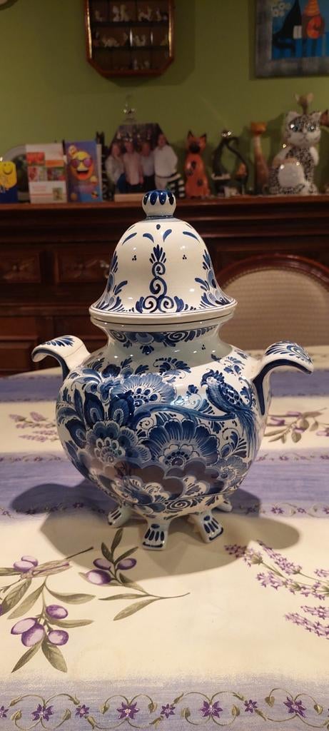 Zeskantige deksel op pootjes van blauw wit delfs aardewerk, Antiek en Kunst, Ophalen of Verzenden