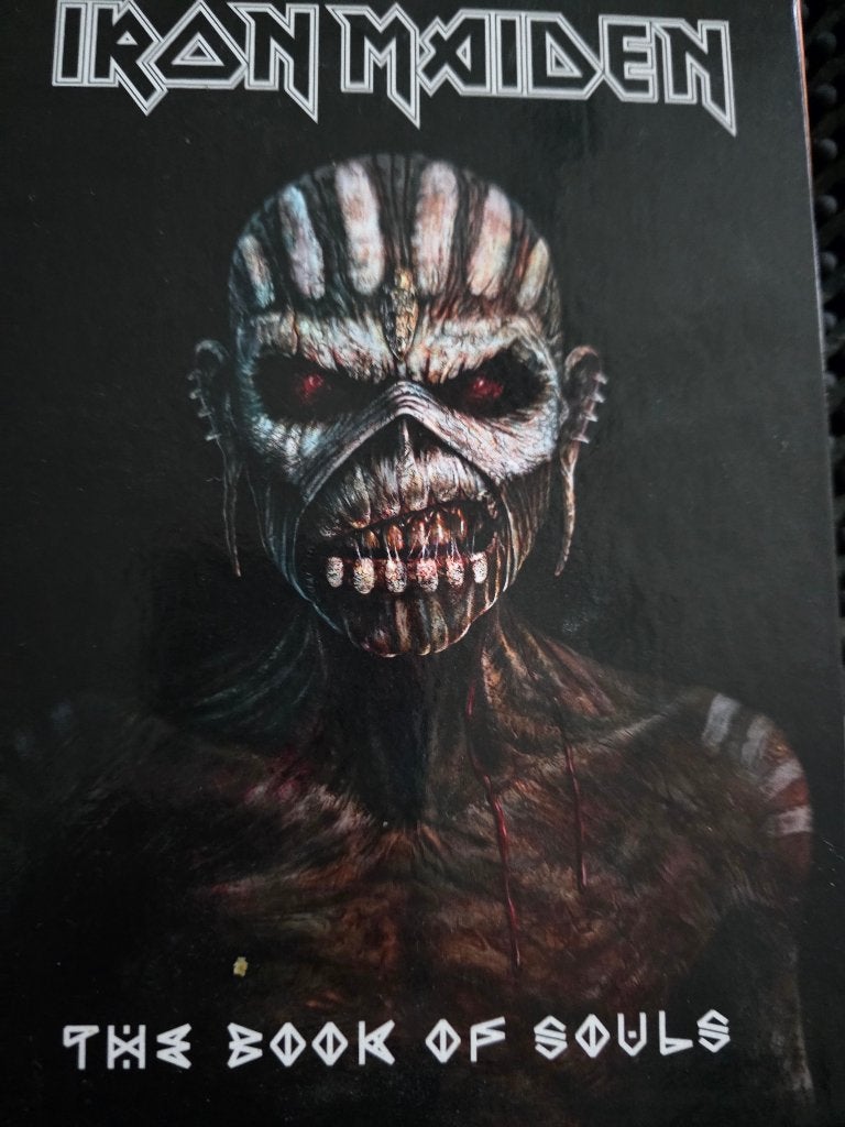Iron maiden cd box boekbox 2cds, CD & DVD, Enlèvement ou Envoi, Death metal