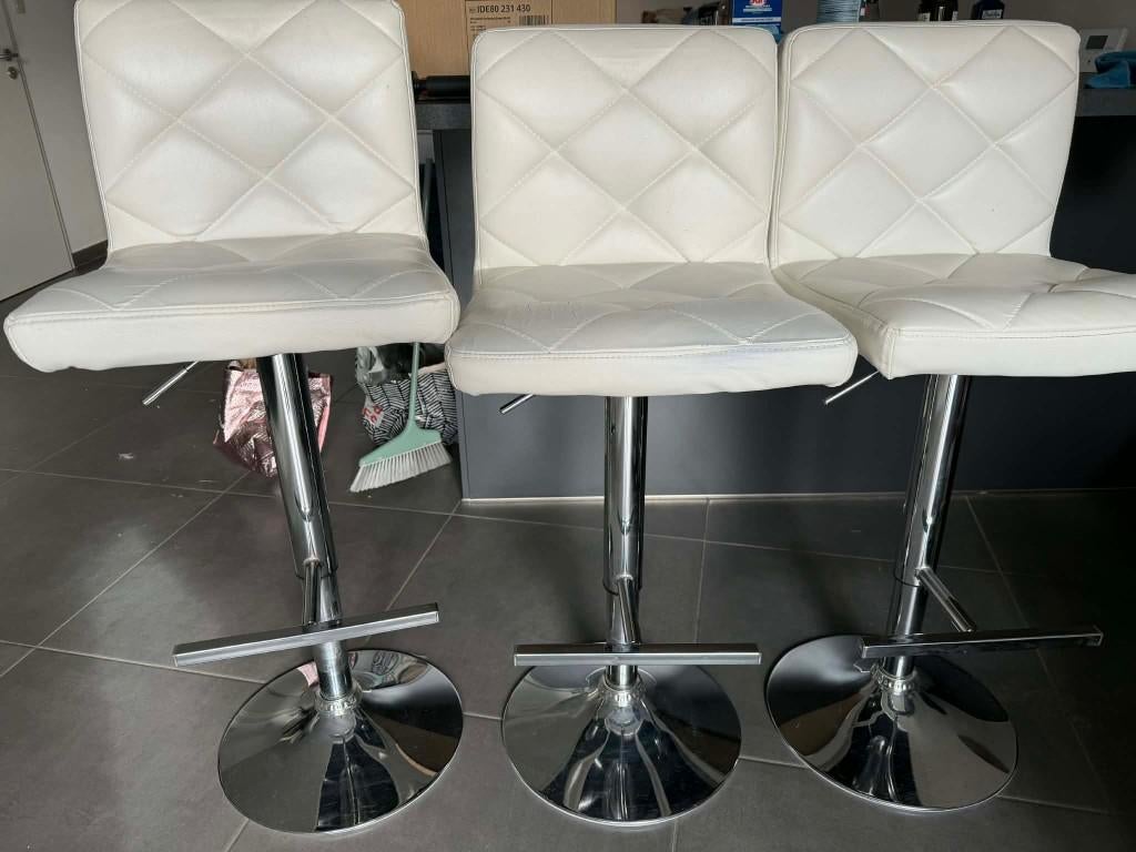 Kinderstoelen, 3 krukken, Ophalen, Gebruikt, 60 tot 90 cm